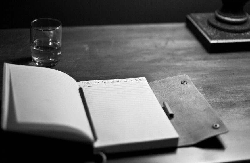 Guest Column ‘HTWFA’ | #42 Helpful writing tips – Part&hellip;